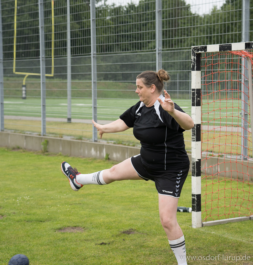 Torfrau bei Parade Torwartin Parade